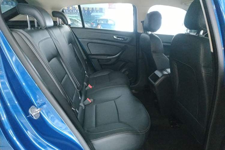 Used Qoros 5 2018 Revised Version 1.6T Automatic Leading Edition Right Rear Seat