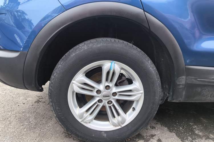 Used Qoros 5 2018 1.6T Automatic Leading Model Right Rear Wheel Hub