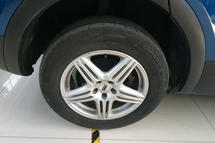 Used Qoros 5 2018 Revised Version 1.6T Automatic Leading Edition Right Rear Wheel Hub