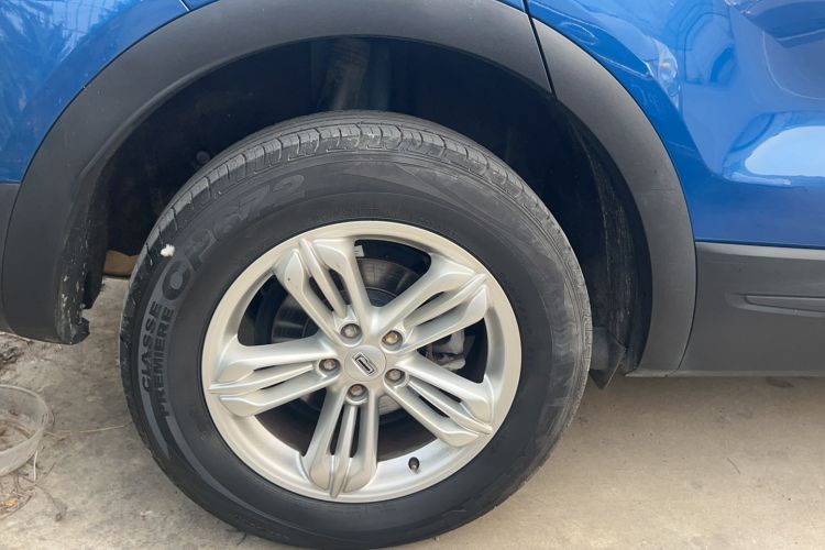 Used Qoros 5 2018 Revised Version 1.6T Automatic Leading Edition Right Rear Wheel Hub