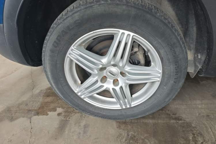 Used Qoros 5 2018 Revised Version 1.6T Automatic Leading Edition Right Rear Wheel Hub