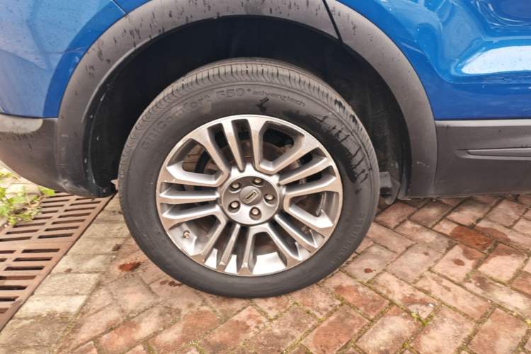 Used Qoros 5 2018 1.6T Automatic Prestige Model Right Rear Wheel Hub