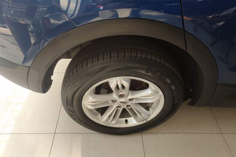 Used Qoros 5 2018 Revised Version 1.6T Automatic Leading Edition Right Rear Wheel Hub