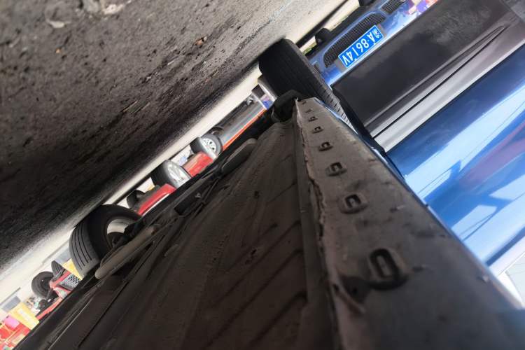 Used Qoros 5 2018 1.6T Automatic Leading Model Right Side Sill