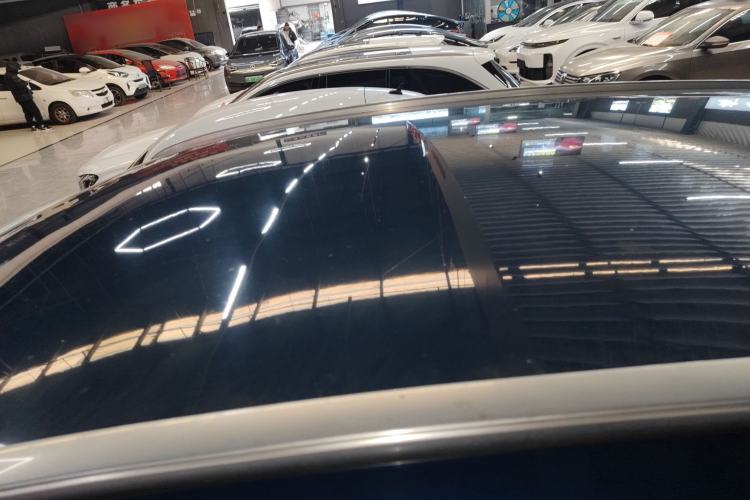 Used Qoros 5 2018 Revised Version 1.6T Automatic Leading Edition Roof