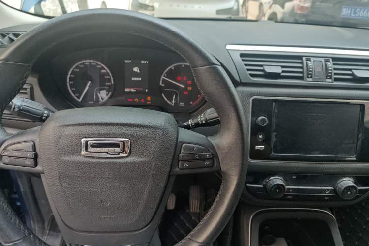 Used Qoros 5 2018 Revised Version 1.6T Automatic Leading Edition Steering Wheel
