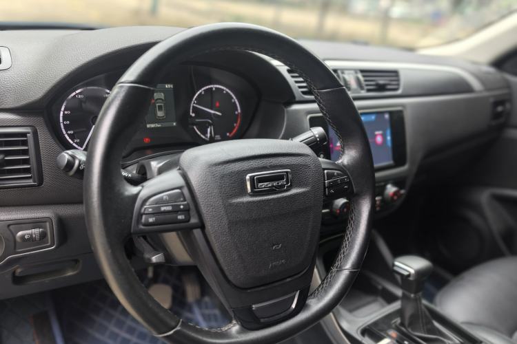 Used Qoros 5 2018 Revised Version 1.6T Automatic Leading Edition Steering Wheel