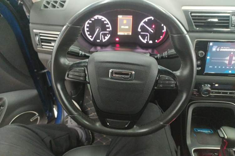 Used Qoros 5 2018 1.6T Automatic Flagship Model Steering Wheel