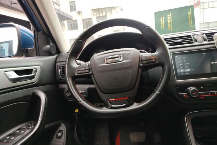 Used Qoros 5 2018 Revised 1.6T Automatic Luxury Version Steering Wheel