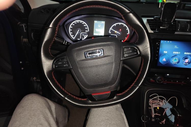 Used Qoros 5 2018 1.6T Automatic Prestige Model Steering Wheel