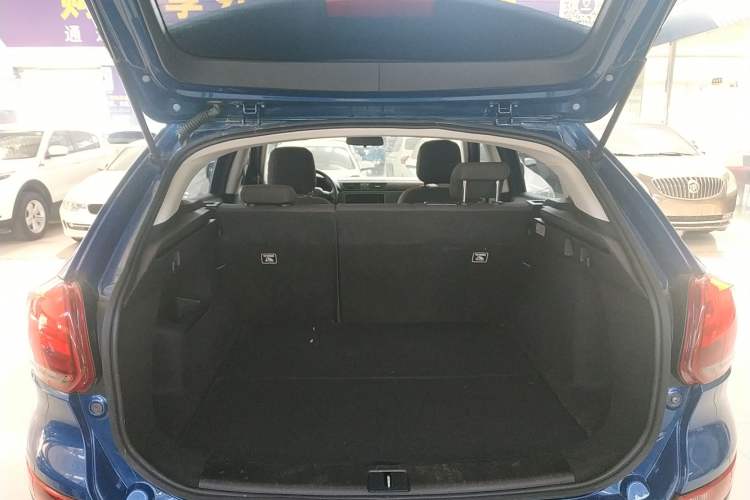 Used Qoros 5 2018 Revised Version 1.6T Automatic Leading Edition Trunk