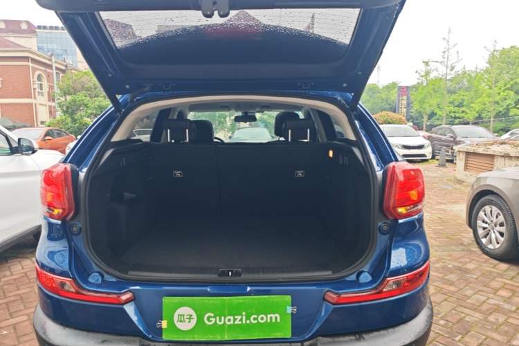 Used Qoros 5 2018 1.6T Automatic Prestige Model Trunk