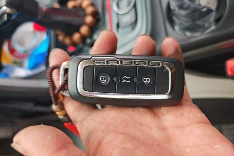 Used Qoros 5 2018 1.6T Automatic Prestige Model Vehicle Key