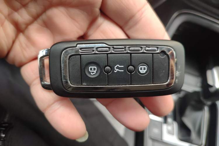 Used Qoros 5 2018 Revised Version 1.6T Automatic Leading Edition Vehicle Key