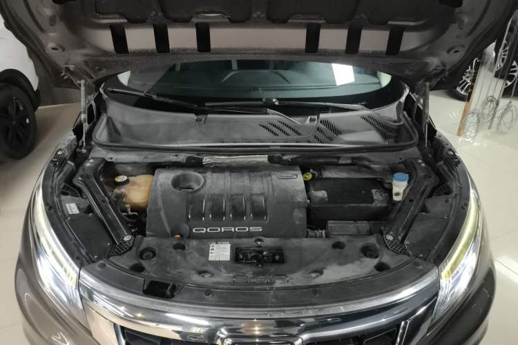 Used Qoros 5 2018 1.6T Automatic Prestige Model Engine Bay