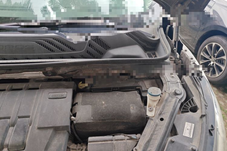 Used Qoros 5 2018 1.6T Automatic Prestige Model Engine Bay Left