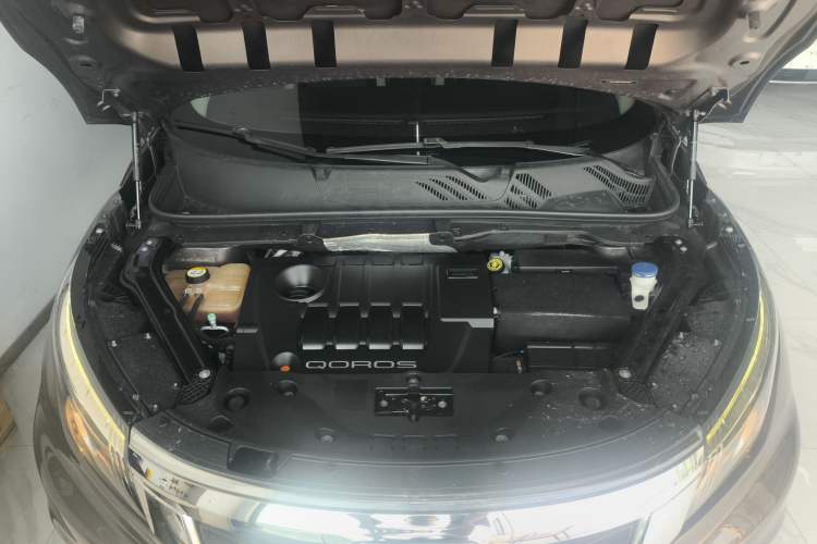 Used Qoros 5 2018 1.6T Automatic Prestige Model Engine Bay