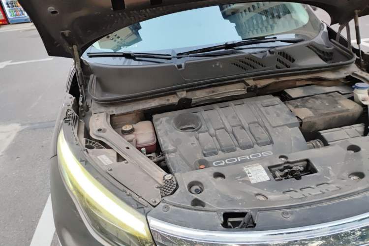 Used Qoros 5 2018 Revised 1.6T Automatic Luxury Version Engine Bay Right