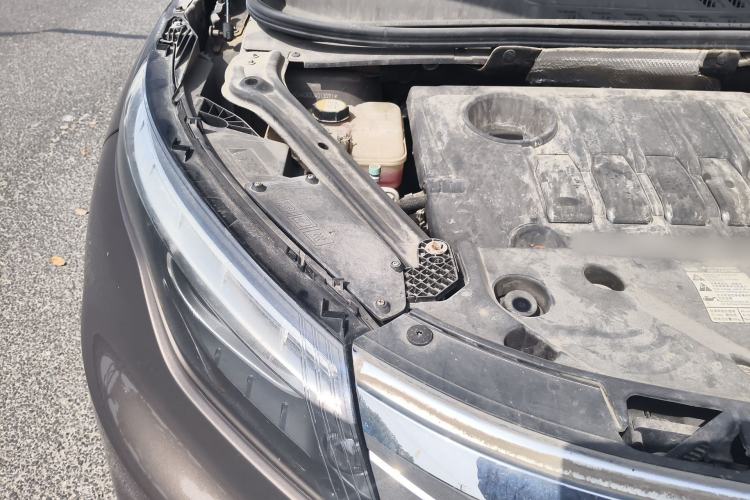 Used Qoros 5 2018 1.6T Automatic Prestige Model Engine Bay Right