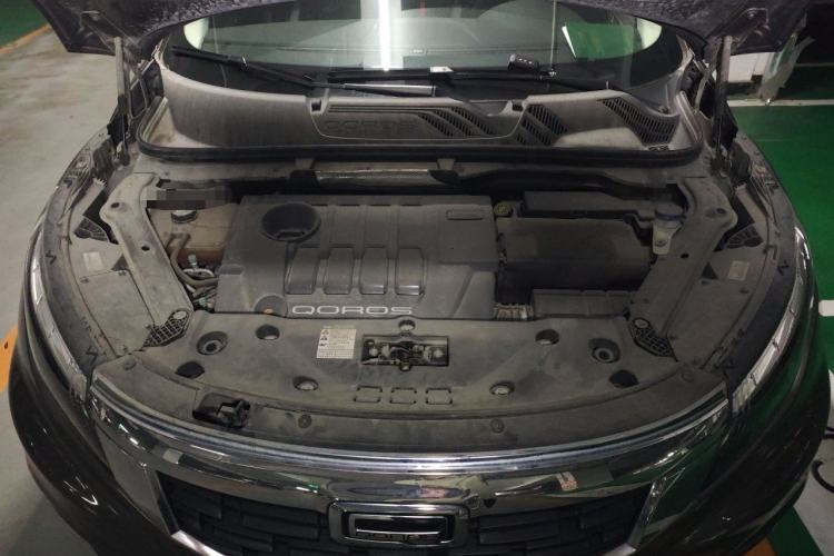 Used Qoros 5 2018 1.6T Automatic Prestige Model Engine Bay
