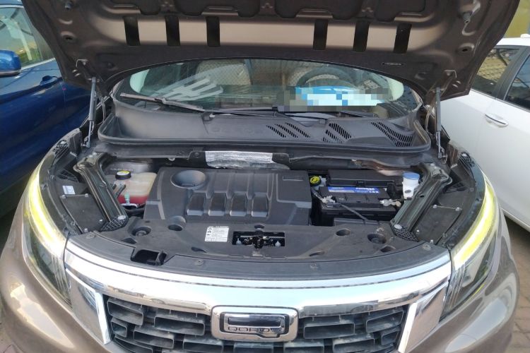 Used Qoros 5 2018 Revised 1.6T Automatic Luxury Version Engine Bay