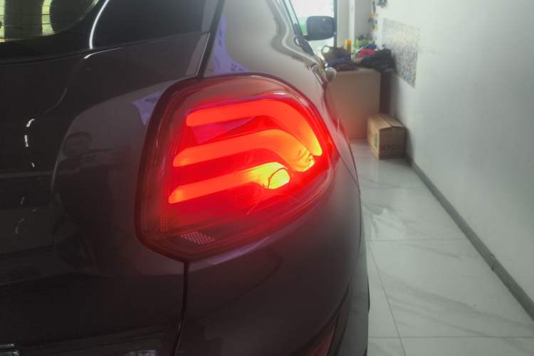 Used Qoros 5 2018 1.6T Automatic Prestige Model Exterior 6