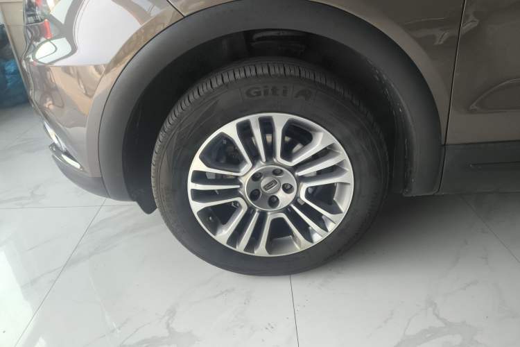 Used Qoros 5 2018 1.6T Automatic Prestige Model Exterior 7