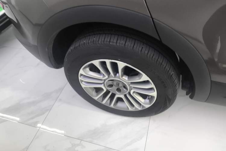 Used Qoros 5 2018 1.6T Automatic Prestige Model Exterior 8