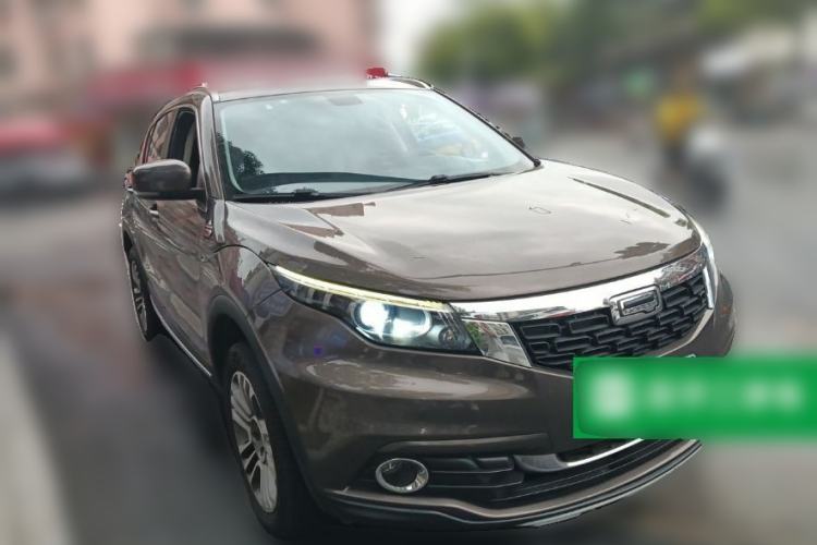 Used Qoros 5 2018 1.6T Automatic Prestige Model Front Right 45 Deg