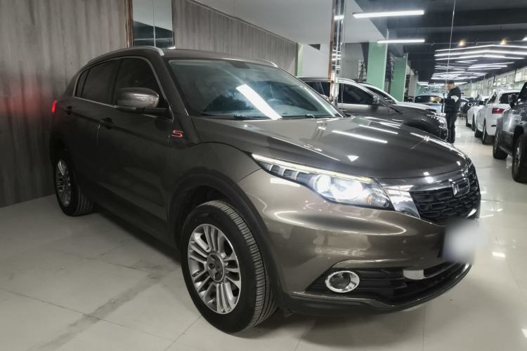 Used Qoros 5 2018 1.6T Automatic Prestige Model Front Right 45 Deg