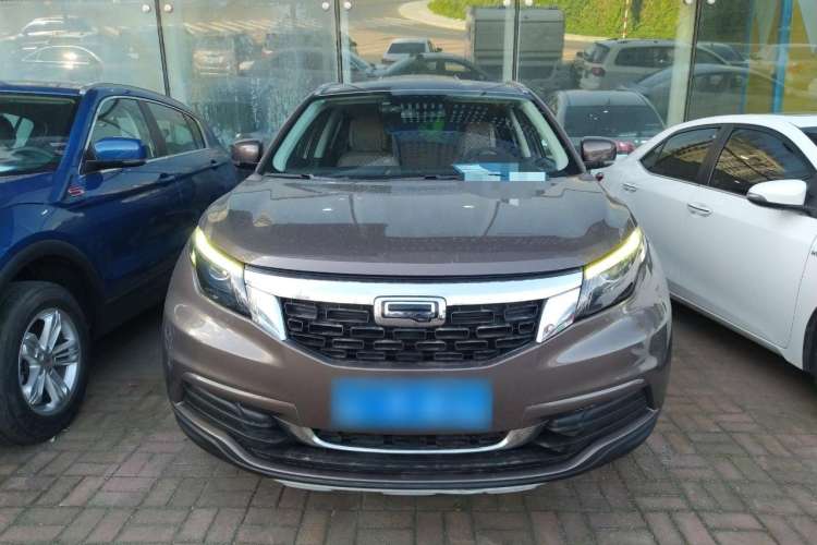 Used Qoros 5 2018 Revised 1.6T Automatic Luxury Version Front