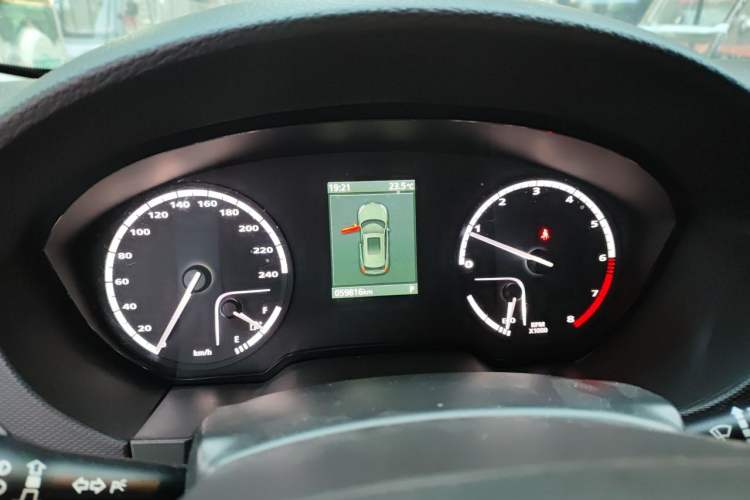 Used Qoros 5 2018 Revised 1.6T Automatic Luxury Version Instrument Cluster
