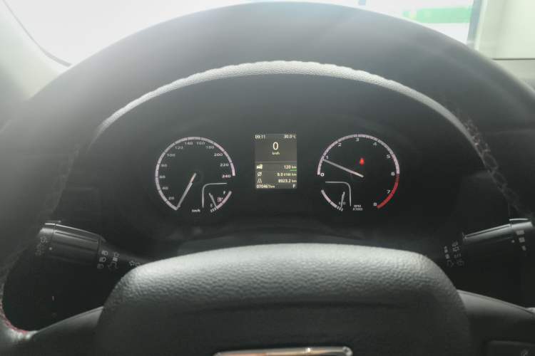 Used Qoros 5 2018 1.6T Automatic Prestige Model Instrument Cluster