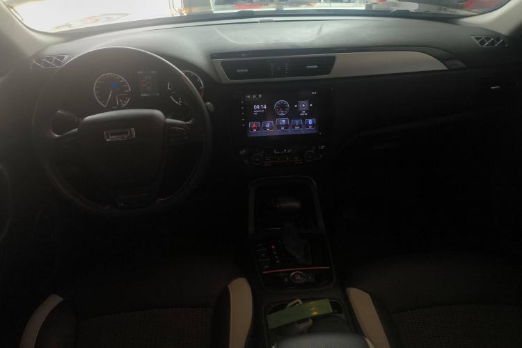 Used Qoros 5 2018 1.6T Automatic Prestige Model Interior 2