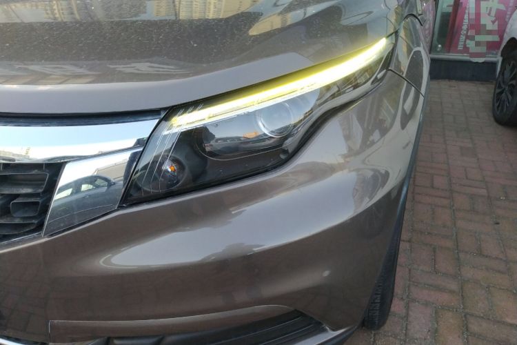 Used Qoros 5 2018 Revised 1.6T Automatic Luxury Version Left Front Headlight