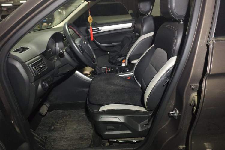 Used Qoros 5 2018 1.6T Automatic Prestige Model Left Front Seat