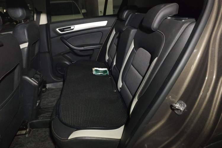 Used Qoros 5 2018 1.6T Automatic Prestige Model Left Rear Seat