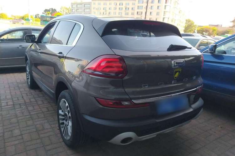 Used Qoros 5 2018 Revised 1.6T Automatic Luxury Version Rear Left 45 Deg
