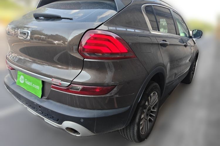 Used Qoros 5 2018 1.6T Automatic Prestige Model Rear Right 45 Deg