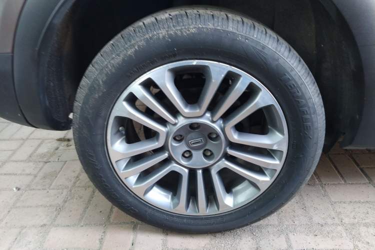Used Qoros 5 2018 Revised 1.6T Automatic Luxury Version Right Rear Wheel Hub
