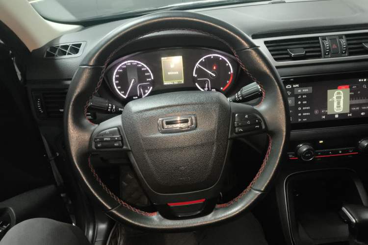 Used Qoros 5 2018 1.6T Automatic Prestige Model Steering Wheel