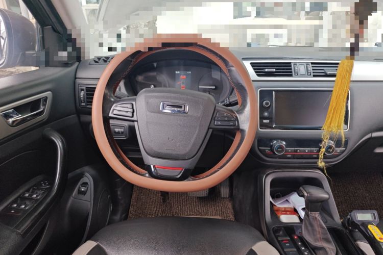 Used Qoros 5 2018 1.6T Automatic Prestige Model Steering Wheel