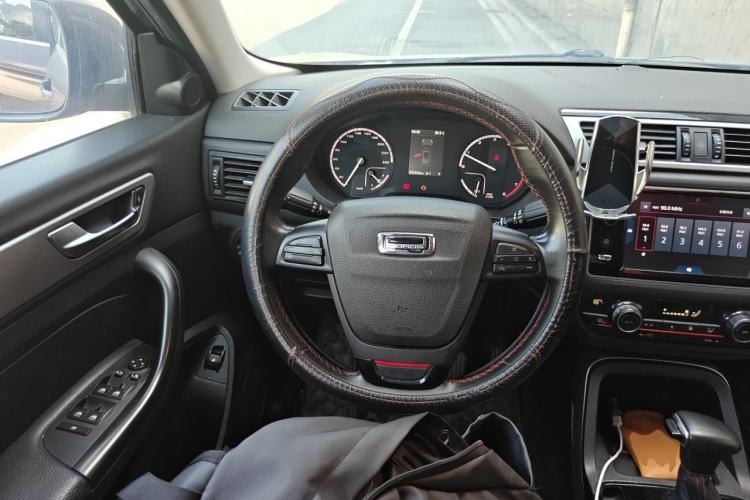 Used Qoros 5 2018 1.6T Automatic Prestige Model Steering Wheel