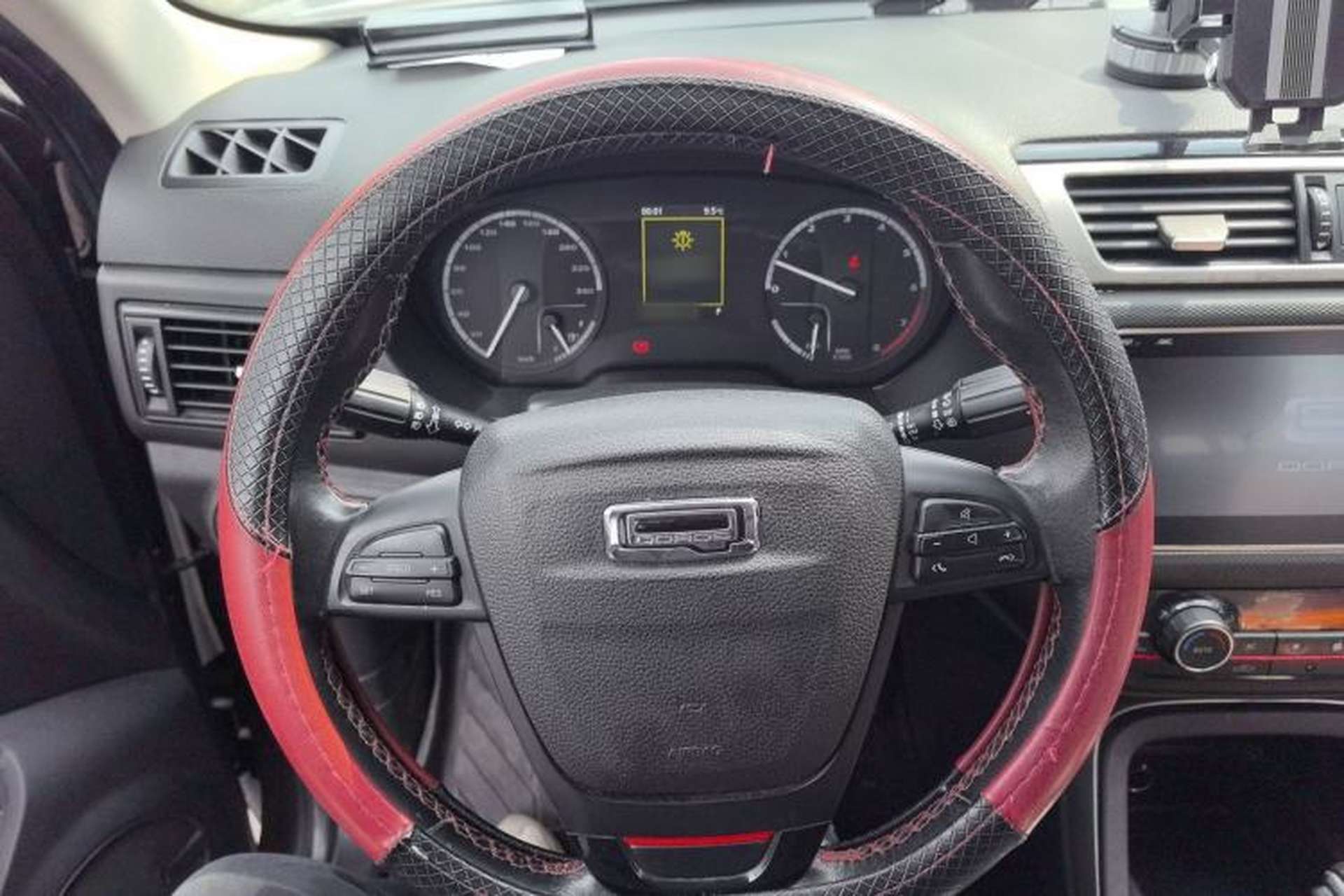Used Qoros 5 2018 Revised 1.6T Automatic Luxury Version Steering Wheel