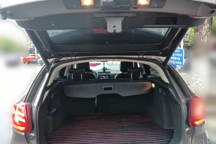 Used Qoros 5 2018 1.6T Automatic Prestige Model Trunk