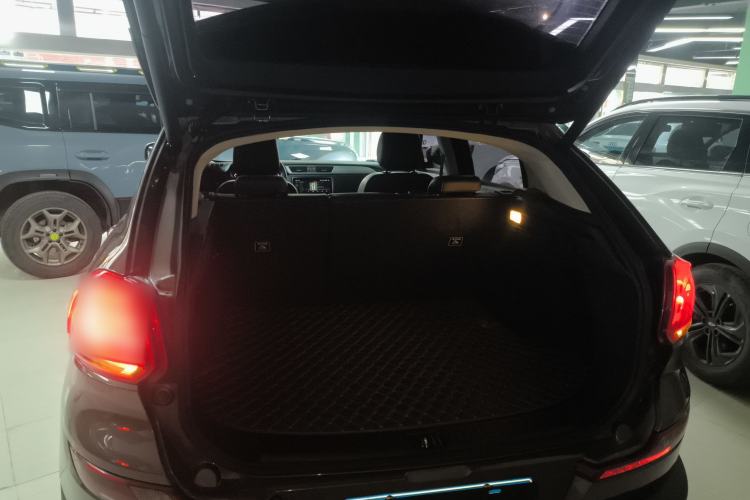 Used Qoros 5 2018 1.6T Automatic Prestige Model Trunk