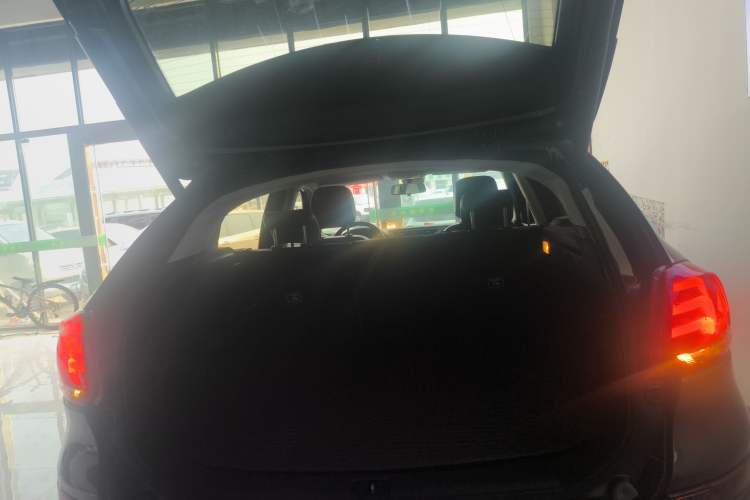 Used Qoros 5 2018 1.6T Automatic Prestige Model Trunk