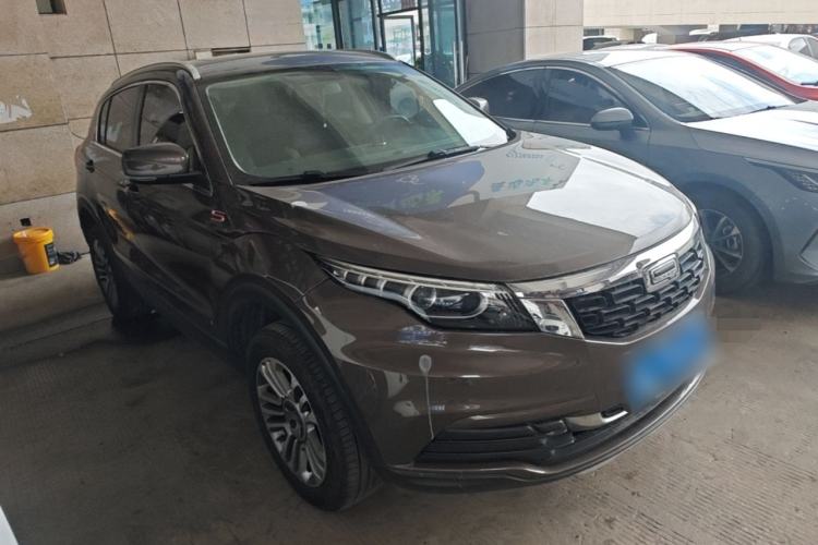 Used Qoros 5 2018 Revised 1.6T Automatic Luxury Version Front Right 45 Deg