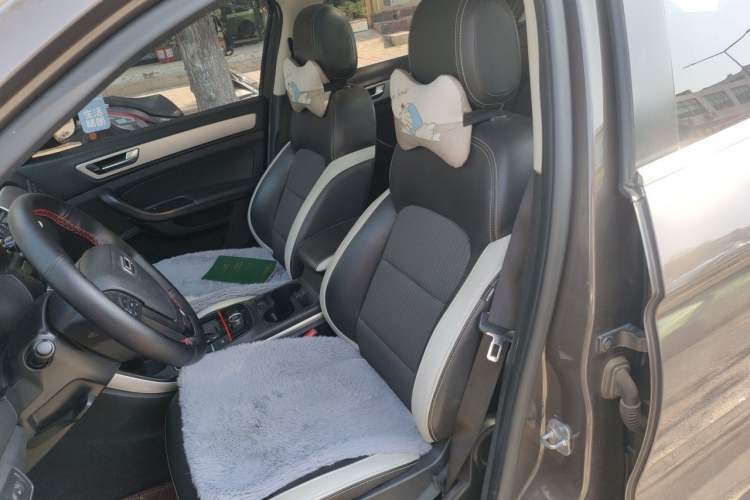 Used Qoros 5 2018 1.6T Automatic Prestige Model Left Front Seat