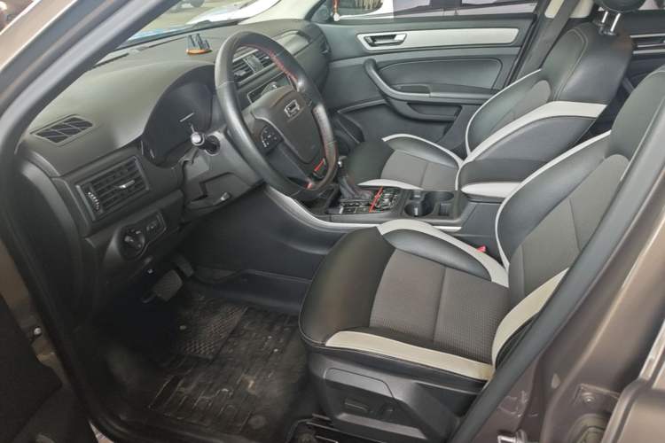Used Qoros 5 2018 Revised 1.6T Automatic Luxury Version Left Front Seat